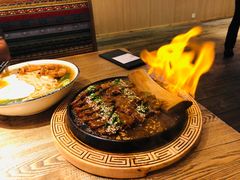 -蜜桃餐厅·伴山(湖滨商业街店)