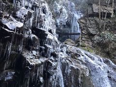 -藏龙百瀑风景区