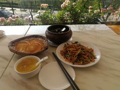 -怡得观滇餐厅·地道昆明菜·1996(海埂大坝店)