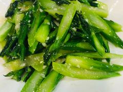-渝君重庆火锅(嘉宾路店)