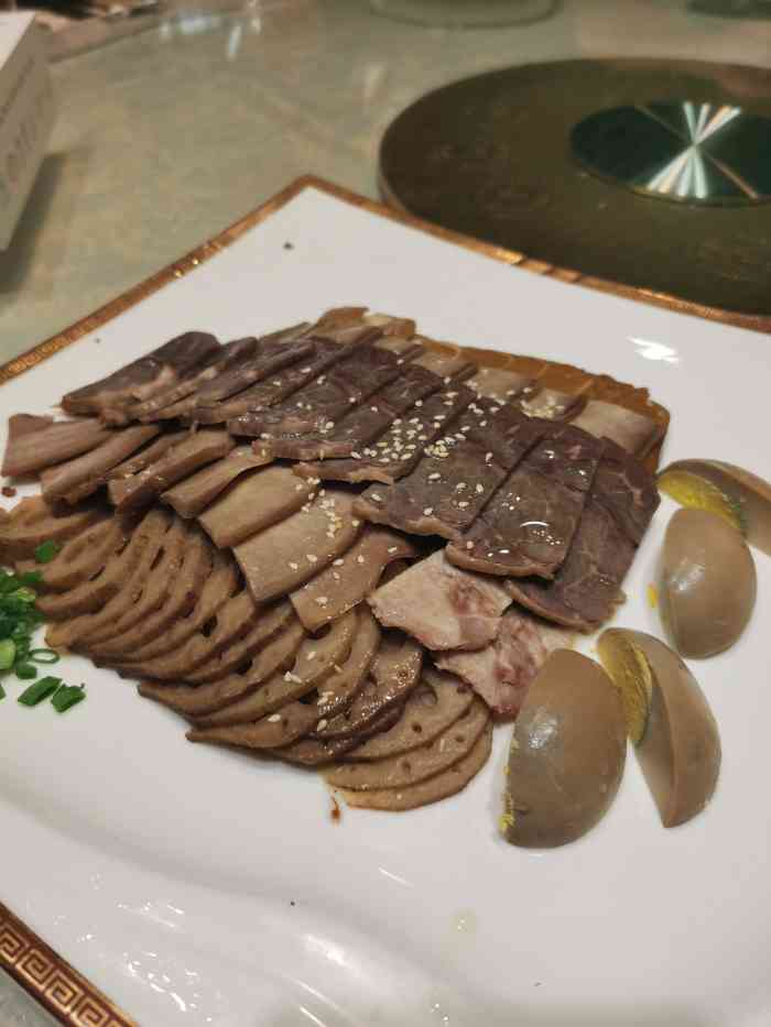 陶然居·重庆菜(老重庆)-"陶然居在鸿恩寺搞了个大观园——美食一条街