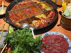 -周小明火锅(黑金冠社区店)