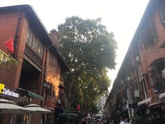 -黎黄陂路街头博物馆
