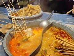 屋头经典鸳鸯锅-成都屋头串串(青年北街店)