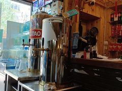 -老东镇啤酒屋海鲜加工·蒸汽海鲜·海鲜烧烤(台东店)