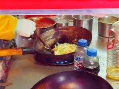-老婆婆炒饭(小白楼1902欧式风情街店)