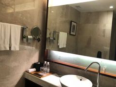 -上海龙之梦万丽酒店