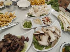 -南渝食府.墨脱石锅松茸鸡