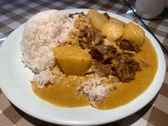 -新大咀港式茶餐厅(宝山万达店)