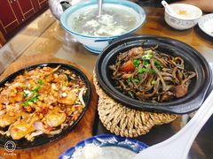 -临街徽菜馆·正宗黄山味