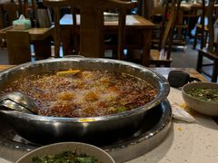 -肖肖酸萝卜鱼火锅(总店)