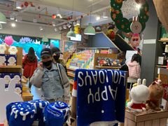 -LINE FRIENDS Garosu-gil Flagship Store