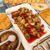 推荐点这个油饼,上面的蘸料不要太好吃