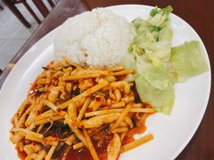 鱼香鸡丝盖饭-常兴顺·小吃·家常菜(常营店)