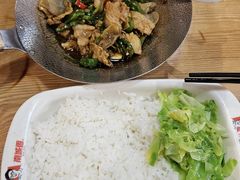 -南城香·饭香串香馄饨香(太平桥店)