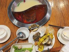 -龙记斑鱼火锅鲜切牛肉自助(红山路店)