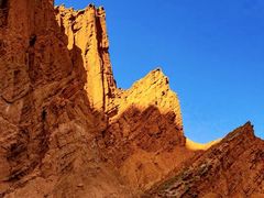 -天山神秘大峡谷