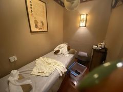 -裕和堂中医推拿艾灸(太古汇臻品店)