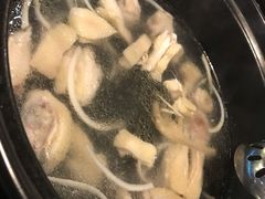 -东椰·海南椰子鸡火锅(朝阳门店)