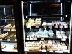 面包甜点陈列柜-苹果花园(南泉路店)
