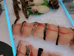 -红鼎豆捞·非遗鲍皇汤火锅(宝丰路店)