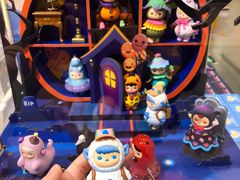 -泡泡玛特POPMART(武汉天地壹方店)