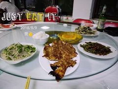 -何适山庄 ·可团建(水长城P2停车场店)