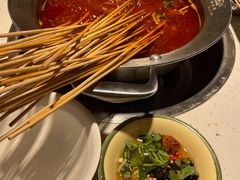 -钢管厂五区小郡肝串串香(奥克斯广场锦城万达店)