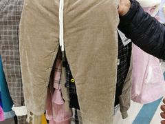 -永旺黄岛购物中心