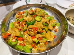 干锅肥肠-周大厨辣椒炒肉(淮安万达店)
