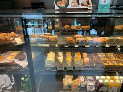 面包甜点陈列柜-星巴克(真如星光耀广场店)