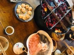 -白乐天毛肚火锅馆(解放碑店)