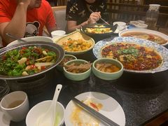 -万重锦·人文川菜馆(骡马市店)