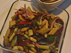 -八府香鸭·啫啫煲(华山路店)