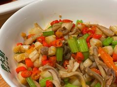 -费大厨辣椒炒肉(万家丽一店)