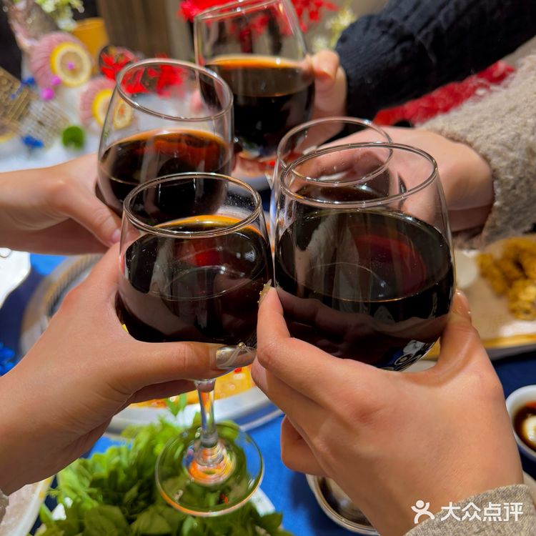 春节解锁百年独栋洋楼吃火锅看夜景……