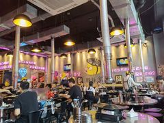 大堂-豚豚家돈돈가韩国锅盖烤肉(新北万达店)