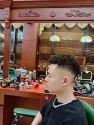 -尼特斯男士发型馆