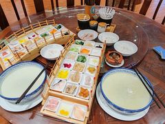 -香麒园·过桥米线·南湖雅宴