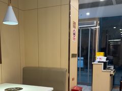 -七欣天香辣蟹火锅(闵行浦江欢乐颂店)