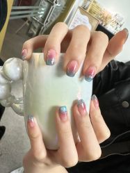 -芊屿芊浔美甲