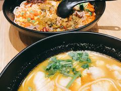 -云味馆过桥米线(皇庭广场店)