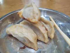 -黄阿姨锅贴大王(万航渡路店)