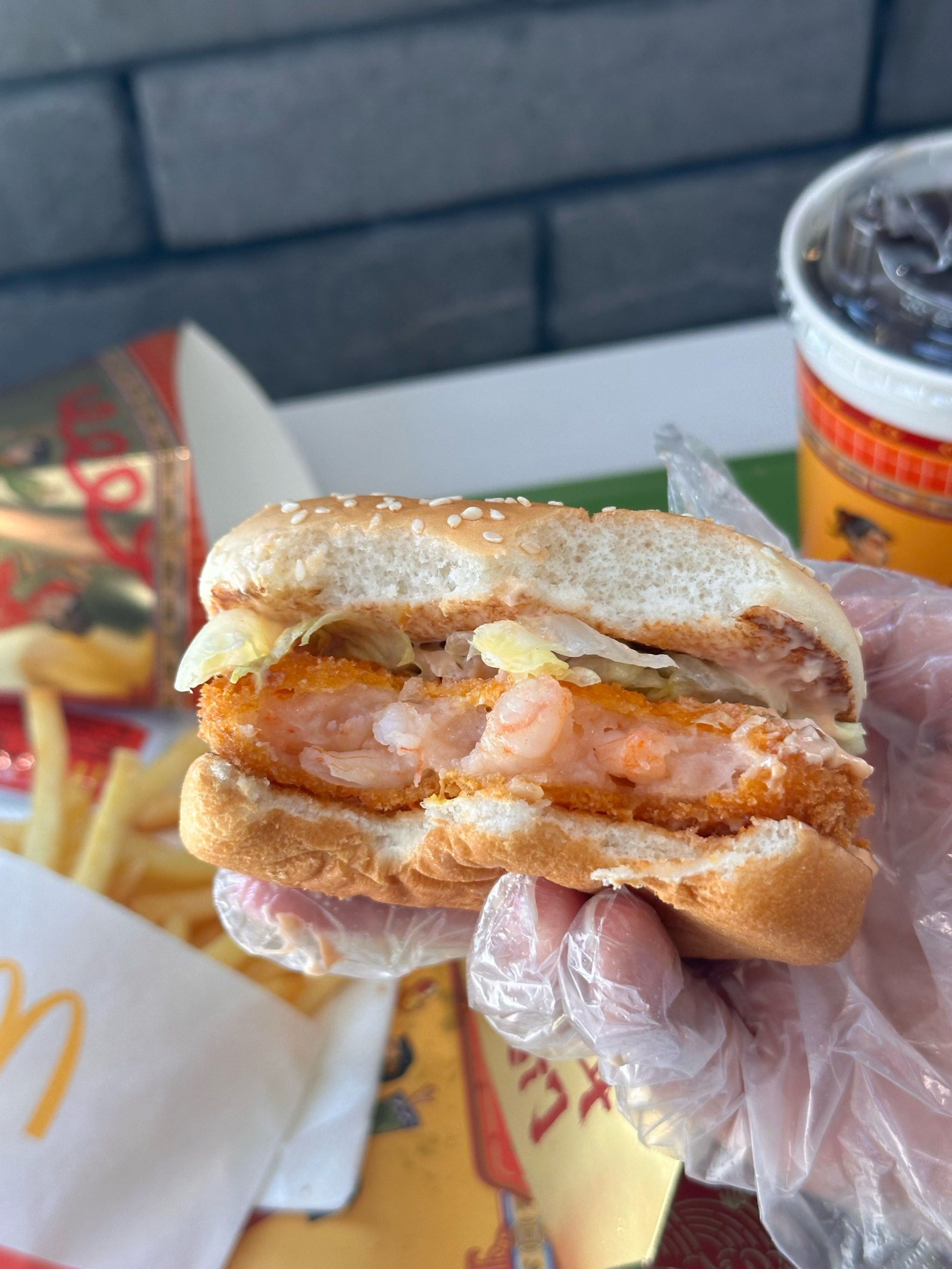 麦当劳虾堡又来了