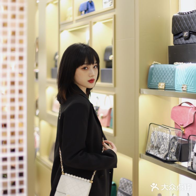 上海探店 | 藏在新天地的宝藏二手中古奢侈品店 