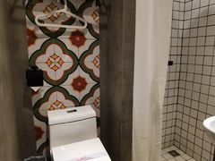 -拖板鞋咖啡旅行酒店(春熙路地铁站店)