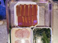 -钢管厂五区小郡肝串串香(滨江店)