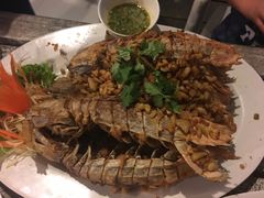 -Thiw Soen Seafood Restaurant
