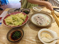 -叁煨蹄花·下饭盐帮菜(人民广场店)