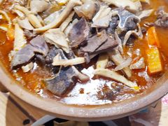 -霄汉牛三鲜湖北砂锅菜(万松园2店)